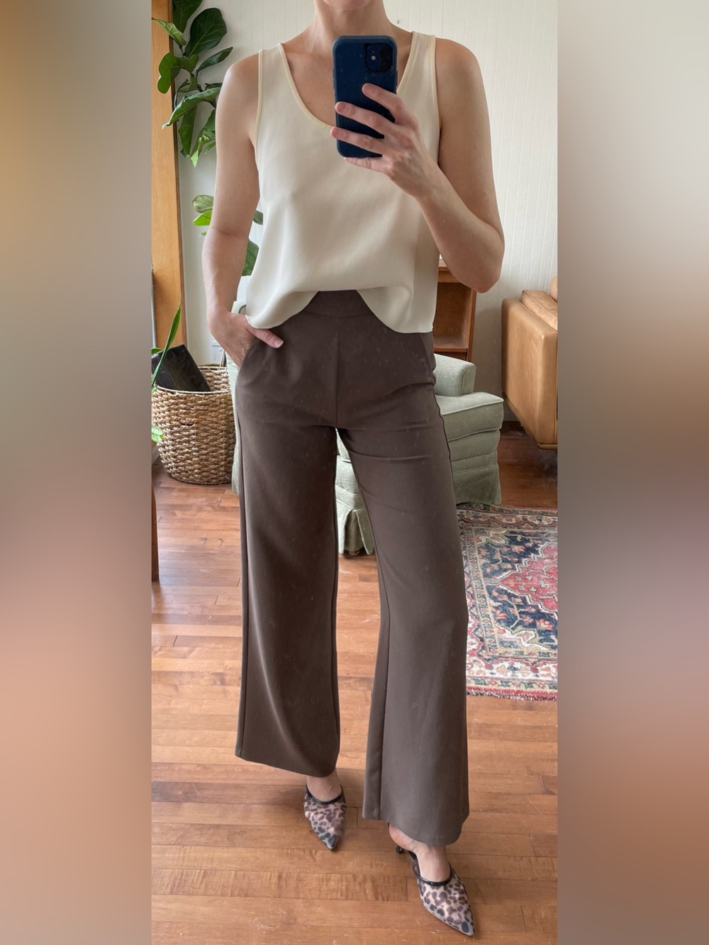 Aritzia Wilfred Wide-Leg High-Rise Crepe Pants in Taupe Brown